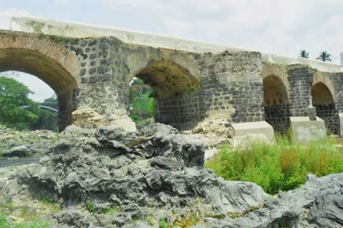 Leyenda del puente de los esclavos